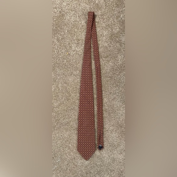 Geoffrey Beene Tie - Picture 3 of 3